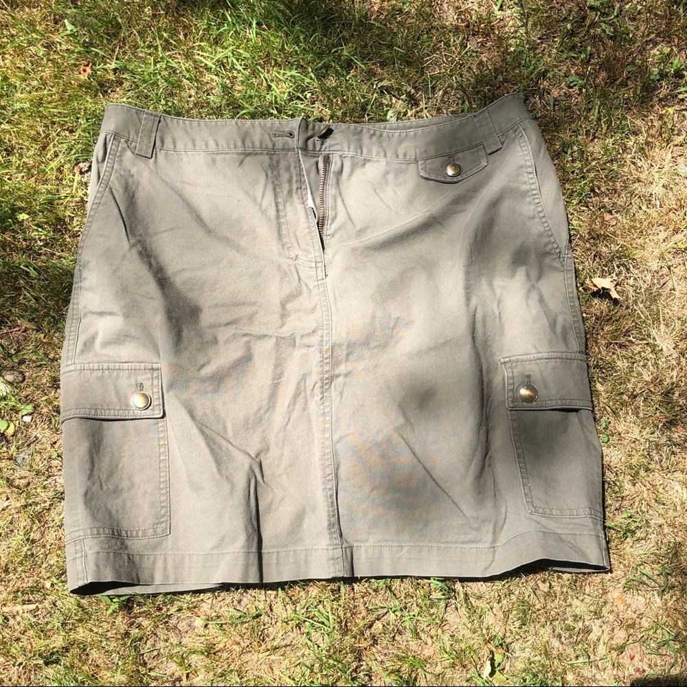 Covington Petite Cargo Skirt